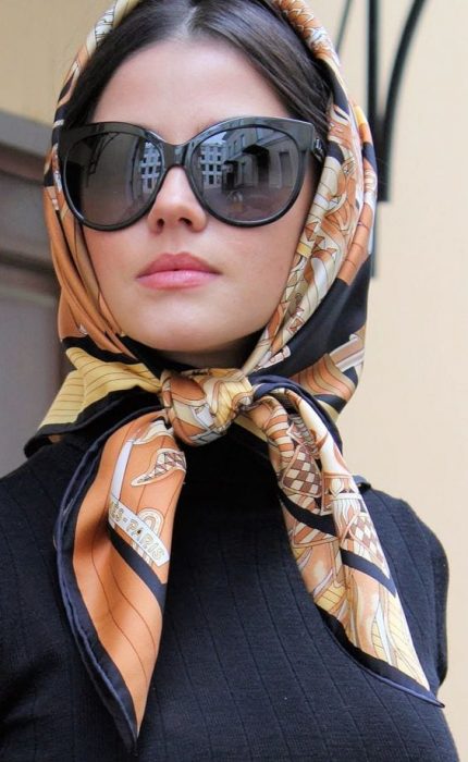 روسری کوتاه