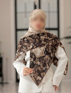روسری نخی قواره بزرگ
