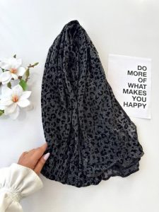 شال و روسری محرمی